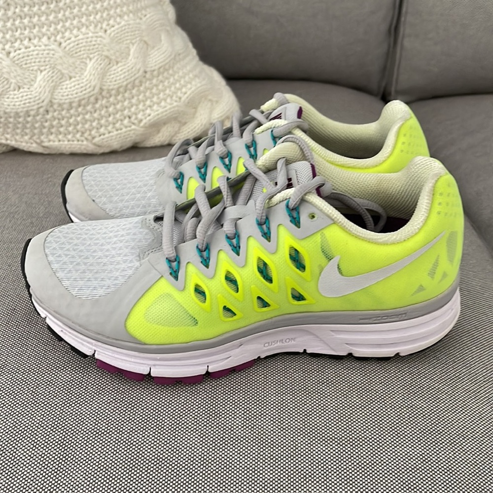 COPY - Nike Fit Sole 3 new with box. In perfect condition.